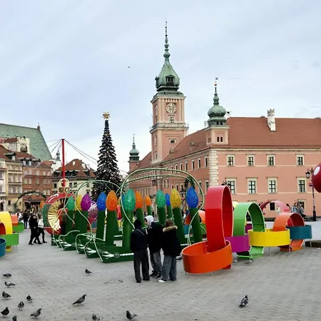 アパート Krakowskie Przedmiescie 57 Warszawa, Near Old Town