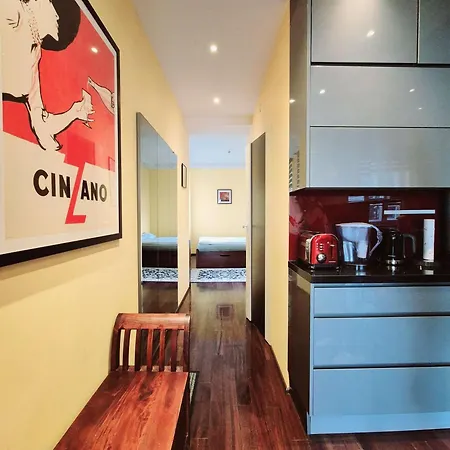 Krakowskie Przedmiescie 57 Warszawa, Near Old Town アパート